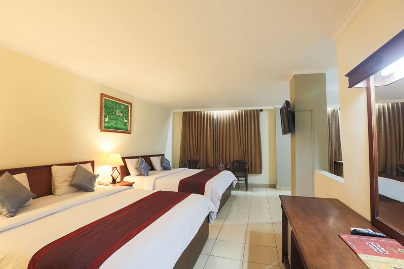 Reddoorz @ Raya Kuta Hotel Kuta  Exterior photo