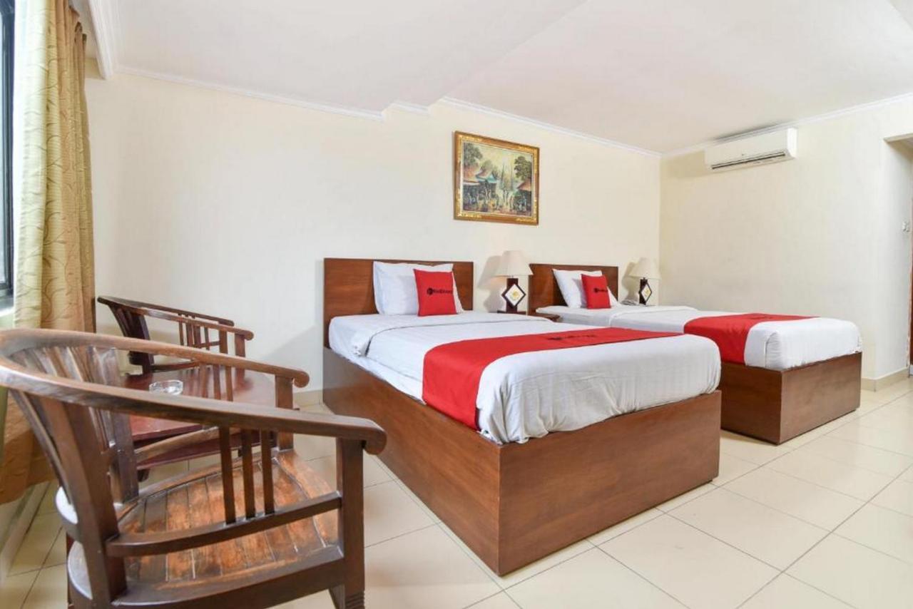 Reddoorz @ Raya Kuta Hotel Kuta  Exterior photo